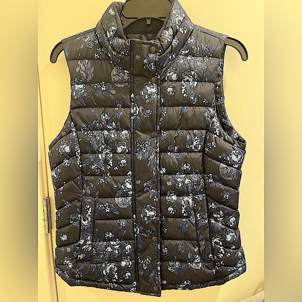 GAP: Puffer Vest